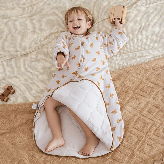 Gigoteuse d’été pour nouveau-né (0–6 mois) – Sac de couchage bébé sans manches, léger, respirant et doux. Idéal pour les nuits chaudes, la maternité, le change facile et offrir un maximum de confort et de sécur